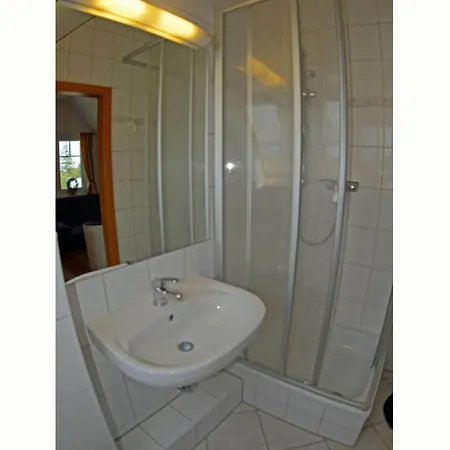 Ferienhaus Schwalbennest Comfortable Glowe